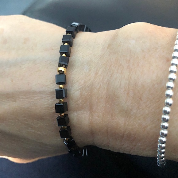 The SWAROVSKI SQUARE Bracelet - Picture 3 of 6